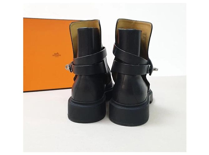 Hermès Schwarze Leder-Ankle Boots von Hermes Veo Größe 38 - Ansicht 4