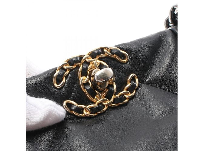 Borsa Tote Matelassé Chanel 19 Nero - vista 9