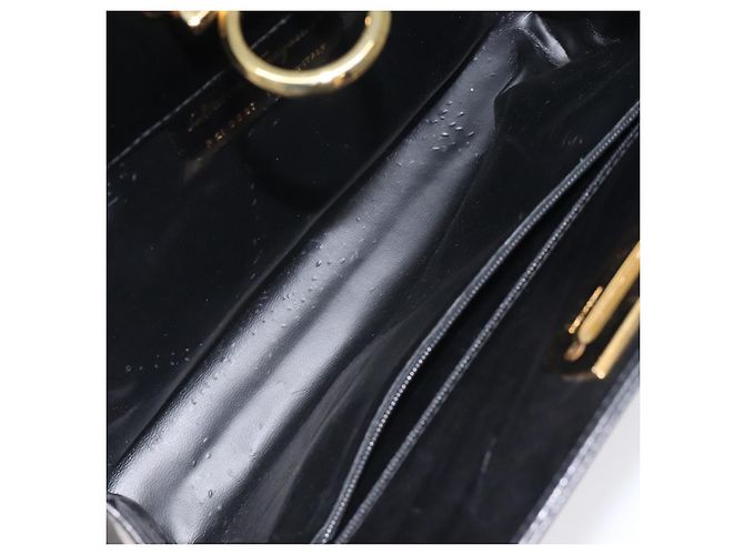 Borsa a spalla a catena Salvatore Ferragamo in pelle nera e oro Auth am8545 Nero D'oro - vista 16