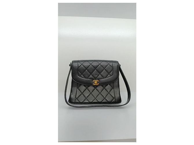 Coco Handle Pochette Chanel Flap en cuir noir - vue 2