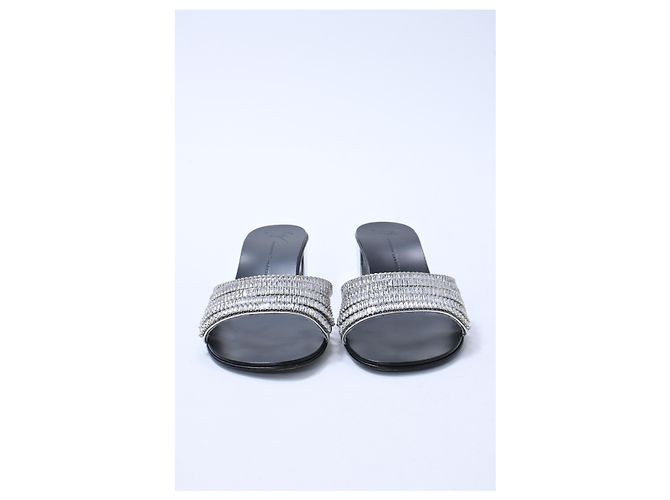 Sandali in pelle argentata decorati con cristalli Giuseppe Zanotti Argento Metallico - vista 11