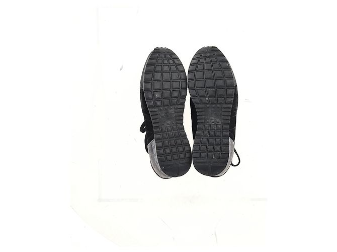 Sneakers Rockrunner Valentino Garavani in nero e materiali misti - vista 16