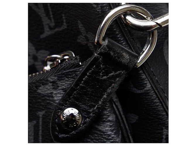 Borsa a Spalla Trio Messenger Monogram Eclipse Reverse Louis Vuitton M69443 Nero - vista 5
