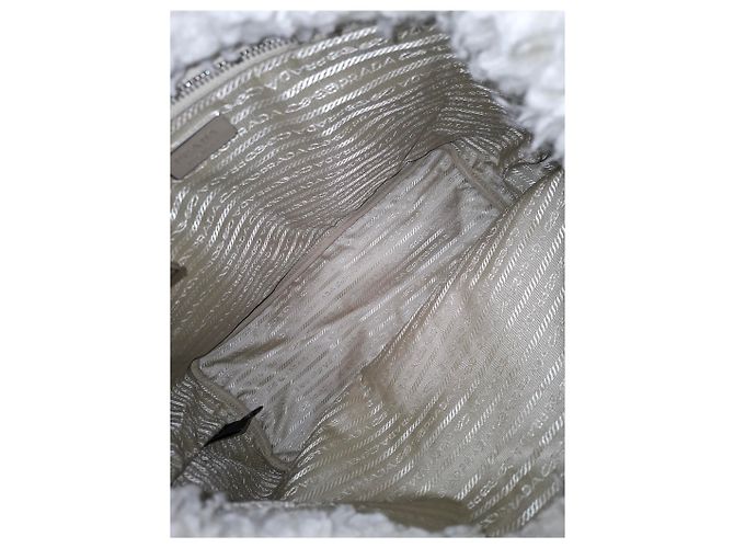 Borsa a mano in cashmere bianco con placca logo Prada Crudo - vista 19