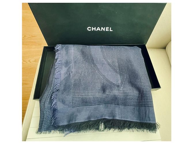CHANEL Pareo in Cotone Oversized – Blu Navy Scuro – Collezione 18B Blu scuro - vista 8
