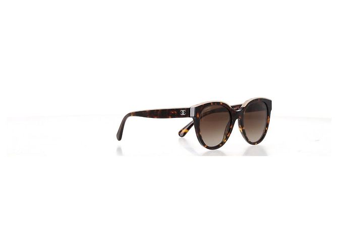 Timeless Occhiali da sole Chanel CC in tartaruga con farfalla in acetato marrone Rosso - vista 6