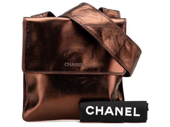 Borsa a tracolla in pelle di agnello metallica marrone Chanel Bronzo - vista 15