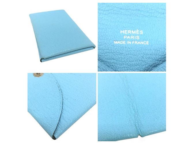 Hermès Funda para tarjetas Hermes Calvi Verso en azul claro - vista 3