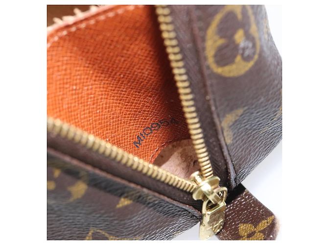 LOUIS VUITTON Pochette Cosmetica Demi Ronde Monogram M47520 LV Auth BA2491 Monogramma - vista 12