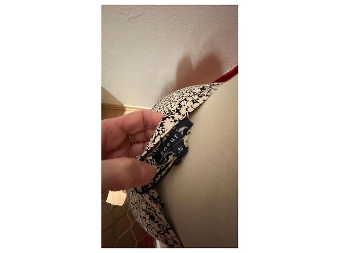 Saia Soeur Preta e Creme de Viscose com Babado Preto Cru - vista 8