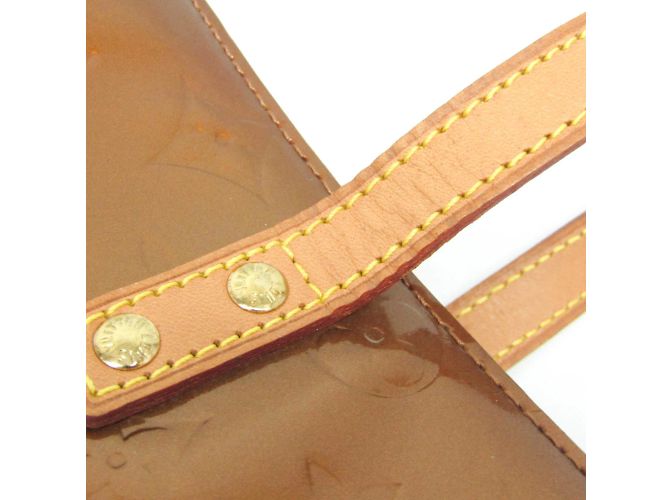 Borsa Louis Vuitton Monogram Vernis Reade MM Bronzo - vista 11