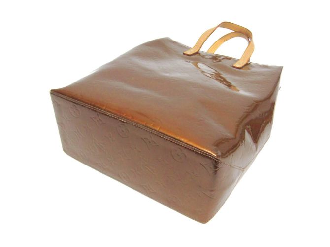 Borsa Louis Vuitton Monogram Vernis Reade MM Bronzo - vista 3