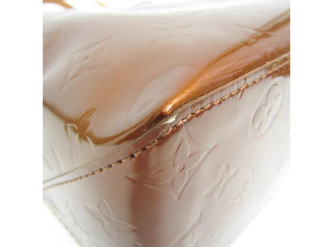 Borsa Louis Vuitton Monogram Vernis Reade MM Bronzo - vista 5
