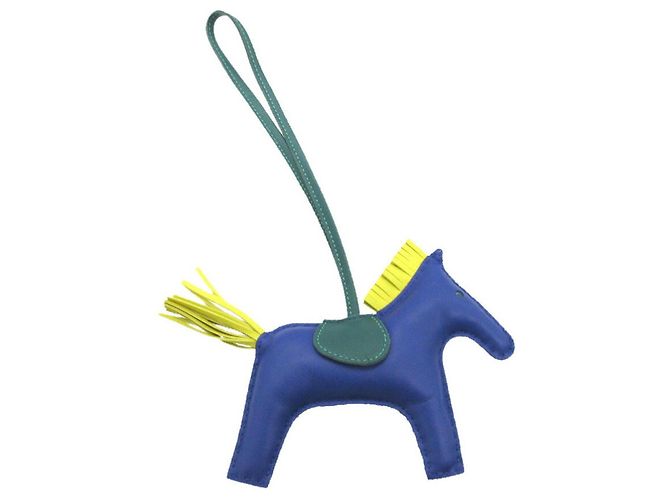 Llave charm Rodeo MM de Hermès Azul Dorado - vista 3