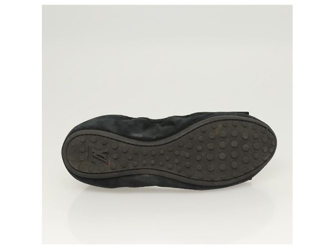 LOUIS VUITTON Décolleté in Suede Nero LV Auth bs25699 - vista 22