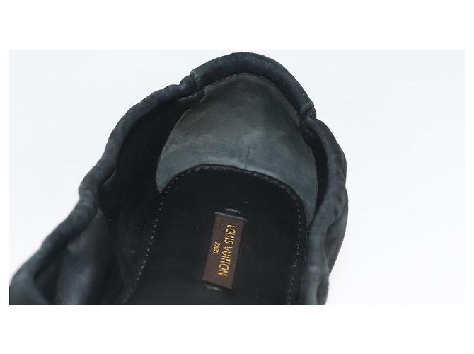 LOUIS VUITTON Décolleté in Suede Nero LV Auth bs25699 - vista 29