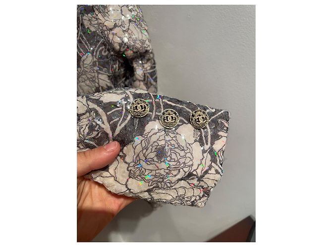Giacca Chanel con paillettes rosa e grigia in seta Grigio - vista 10