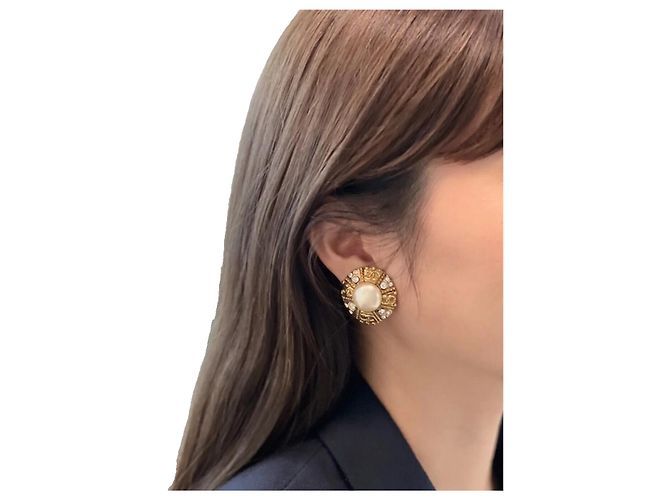 Orecchini Chanel CC a clip con perle finte e strass oro Gold hardware - vista 12