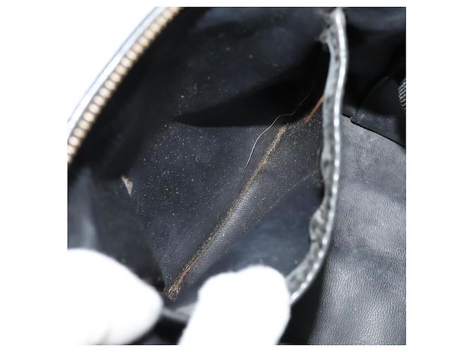 CHANEL Matelassé Vanity Pouch Smalto Nero Oro CC Auth bs26105 D'oro - vista 11