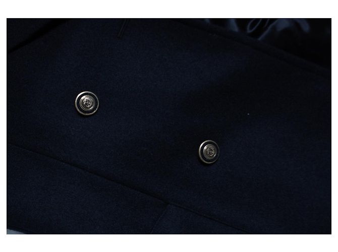 Saint Laurent, schwarzer Mantel 2020 mit militärischen Details - Ansicht 8