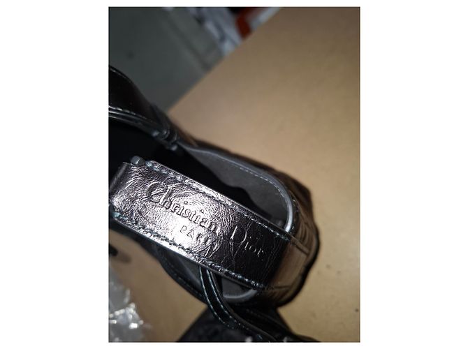 Sac à main Dior Small Toujours Macrocannage en cuir noir - vue 15