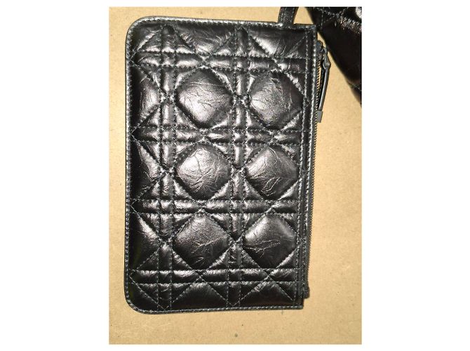 Sac à main Dior Small Toujours Macrocannage en cuir noir - vue 17