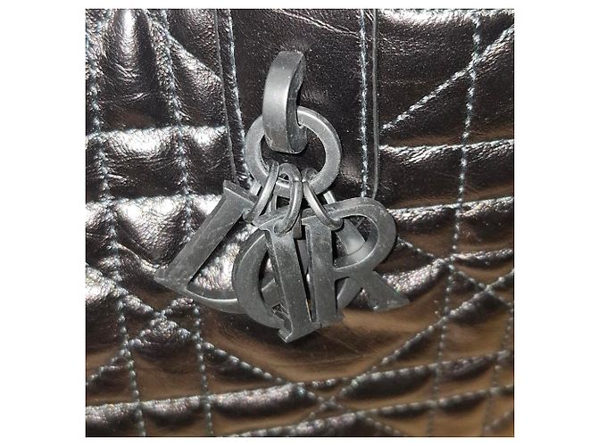 Sac à main Dior Small Toujours Macrocannage en cuir noir - vue 9