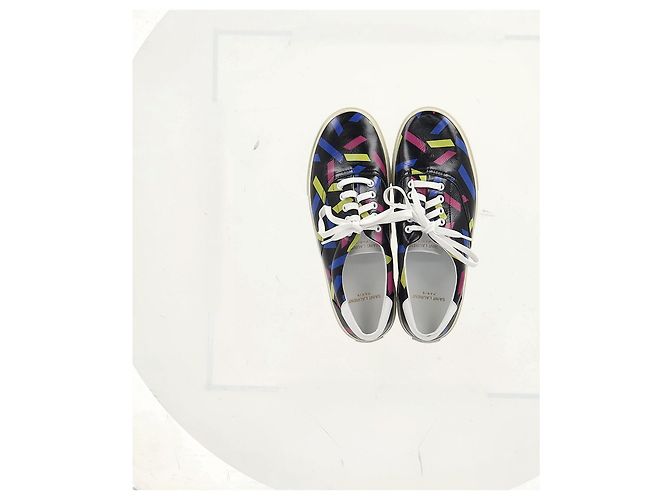Saint Laurent bedruckte Low-Top-Sneaker aus schwarzem Leder - Ansicht 13