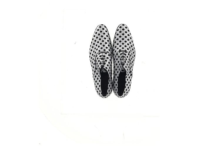 Oxfords con estampado de estrellas de Saint Laurent en purpurina plateada - vista 9