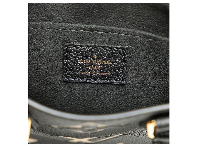 Borsa Petit Sac Plat Empreinte Monogram Louis Vuitton 2way M81416 Nero - vista 6