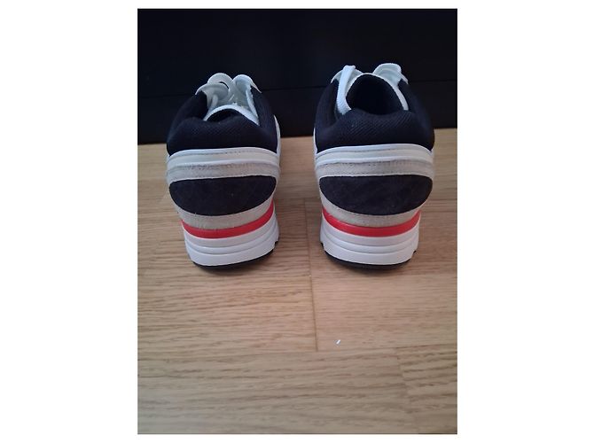 Tênis Chanel CC Runners Preto Marfim Bege Vermelho - vista 5