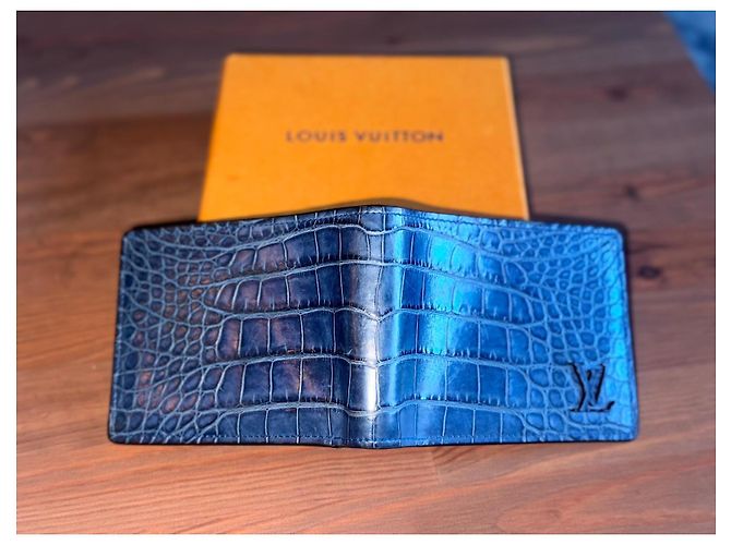 Louis Vuitton Cartera Múltiple Alligator (Azul) Azul oscuro - vista 6