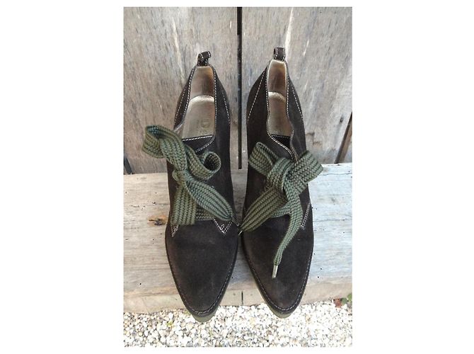 Botines Dolce & Gabbana Marrón Oscuro Ante - vista 3