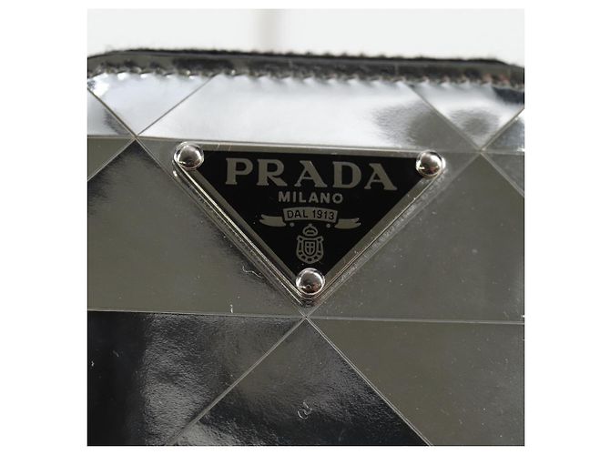 Bolso con correa de collar PRADA, panel triangular, tono plateado auténtico 118871M - vista 20