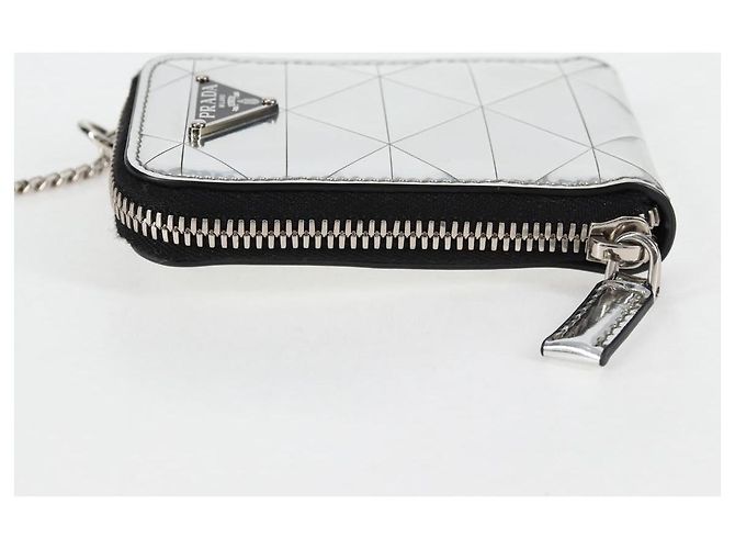 Bolso con correa de collar PRADA, panel triangular, tono plateado auténtico 118871M - vista 4