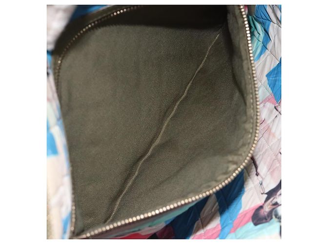CHANEL Matelassé Clutch Bolsa de Piel de Cordero Verde Oro CC Auth 126558M Dorado - vista 18