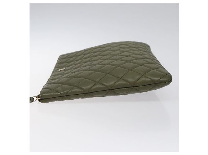CHANEL Matelassé Clutch Bolsa de Piel de Cordero Verde Oro CC Auth 126558M Dorado - vista 5