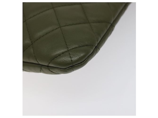 CHANEL Matelassé Clutch Bolsa de Piel de Cordero Verde Oro CC Auth 126558M Dorado - vista 8