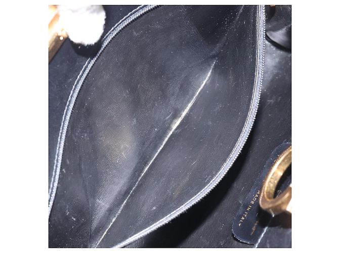 Borsa a spalla in pelle nera e oro Gancini Chain di Salvatore Ferragamo Auth 124746 Nero D'oro - vista 19