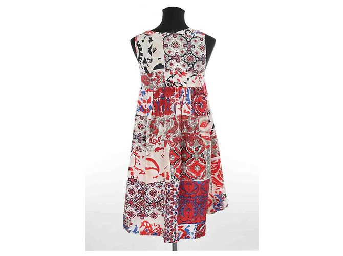 Stella Forest Rotes Seidenkleid - Ansicht 4