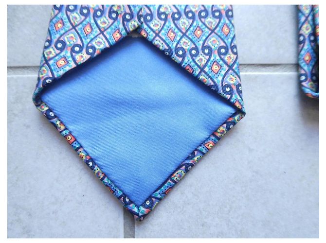 Hermès Krawatte mit ihrer Box Blau - Ansicht 5