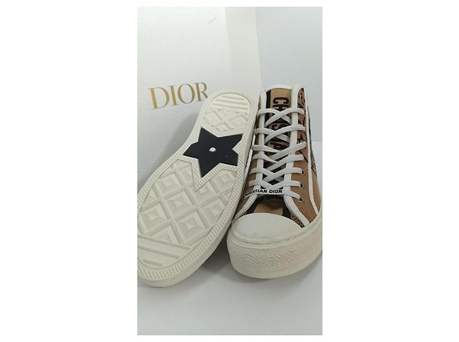 Christian Dior B 23 Scarpe stringate beige in cotone - vista 4