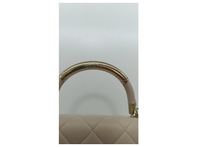 Borsa a mano Chanel Coco Handle in pelle beige - vista 4
