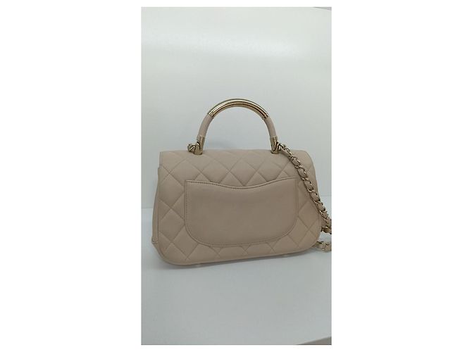 Borsa a mano Chanel Coco Handle in pelle beige - vista 6