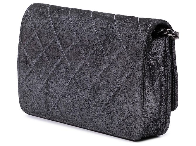 Wallet On Chain Carteira de corrente em couro de cordeiro matelassado iridescente prateada com padrão tartan da Chanel Prata - vista 2