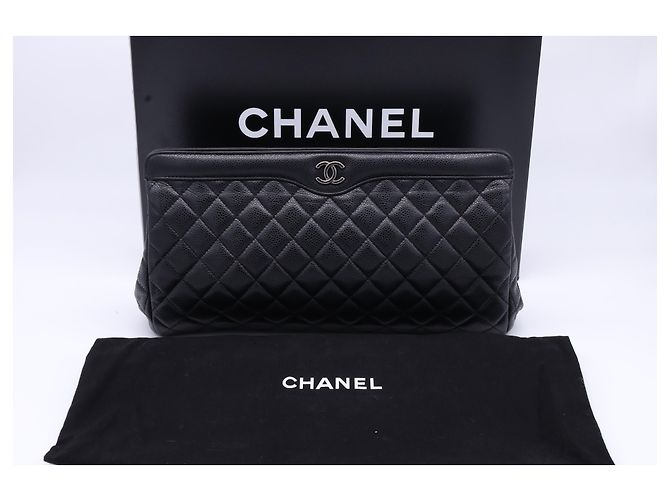 Timeless Chanel Große CC Rahmen gesteppte Clutch-Tasche aus schwarzem Leder - Ansicht 16