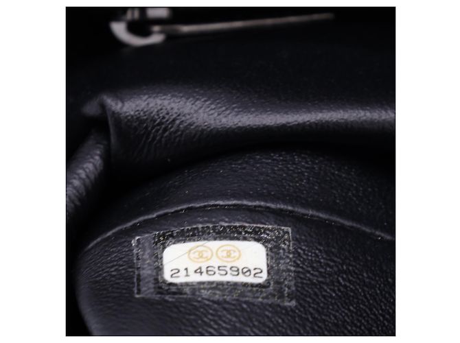 Timeless Chanel Große CC Rahmen gesteppte Clutch-Tasche aus schwarzem Leder - Ansicht 7