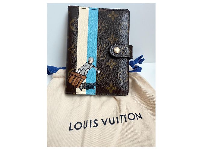 Louis Vuitton Monogram Tintin Groom Bellboy Couverture d'agenda Marron Bleu Écru - vue 4