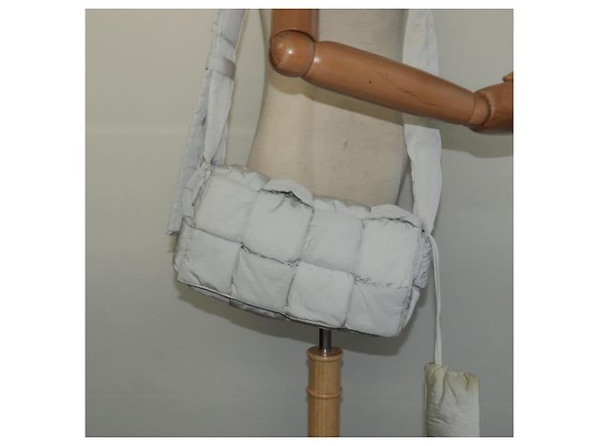Autre Marque BAGUE VENETA MAXI INTRECCIATO Borsa a spalla in nylon grigio Auth mr1362 Marrone - vista 27