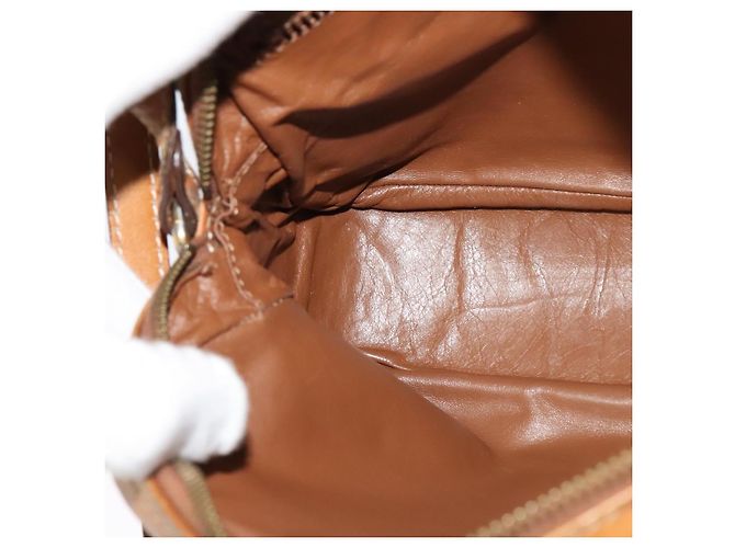 Céline Borsa a Spalla CELINE in Pelle Khaki Oro Auth BA2573 D'oro Cachi - vista 18